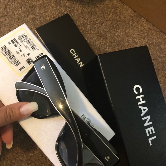 Chanel shades - Picture 4 of 5